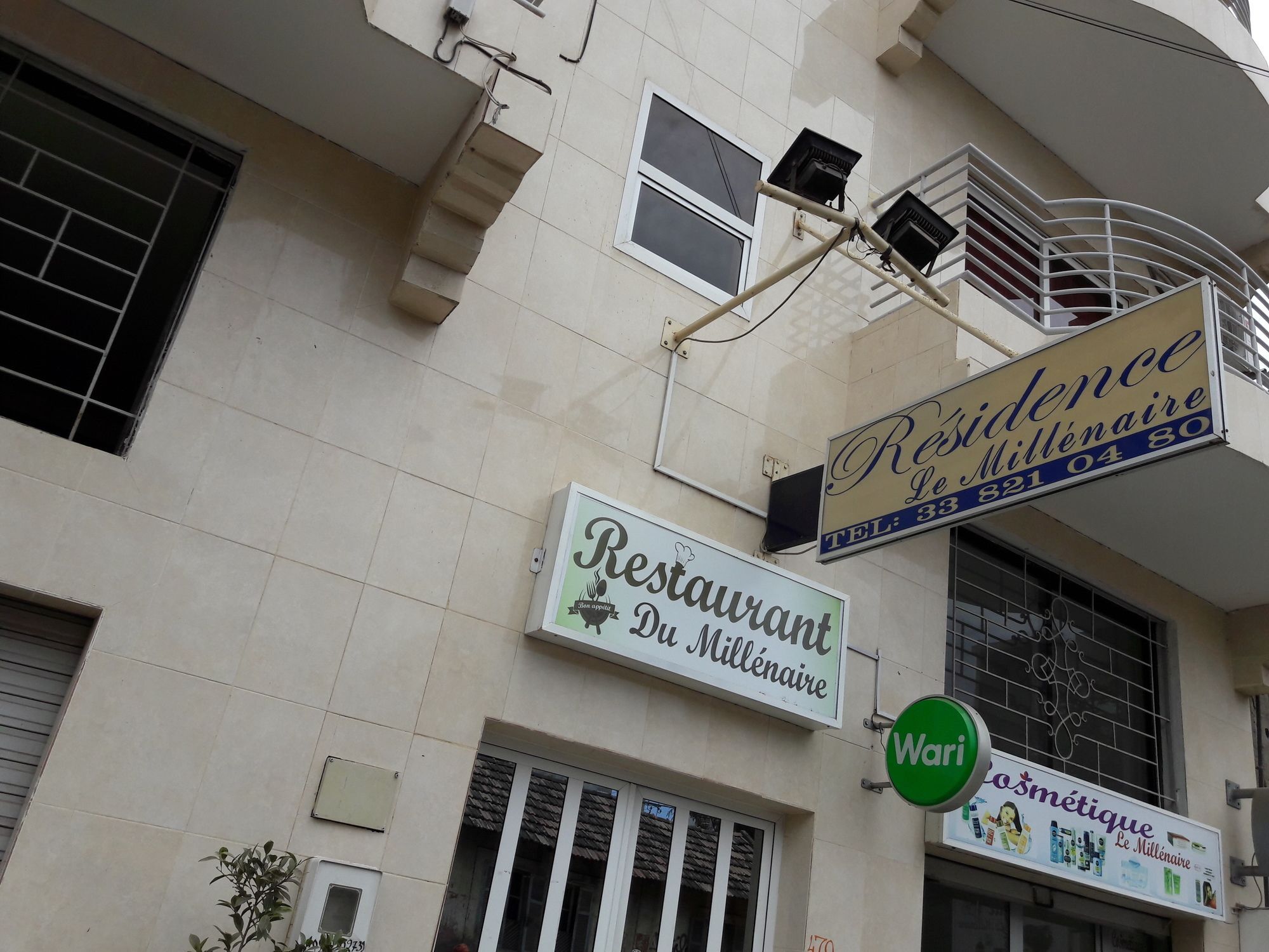 Residence De La Porte Du Millenaire Dakar Exterior photo